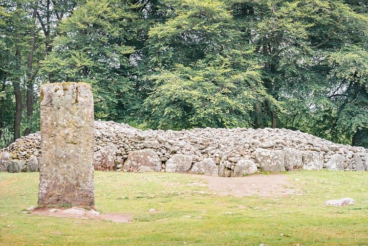 Clava Cairns