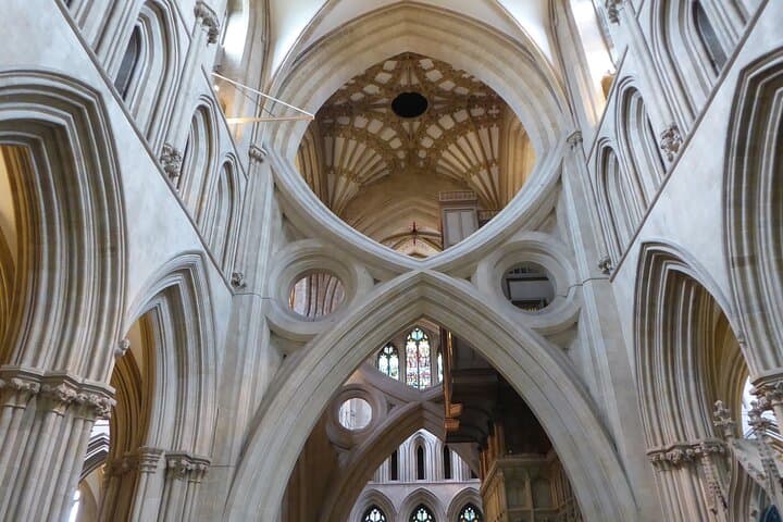 The famous Scissor Arches