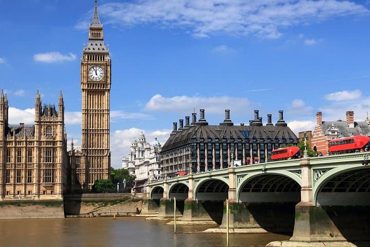 London Private Walking Tour with a Local
