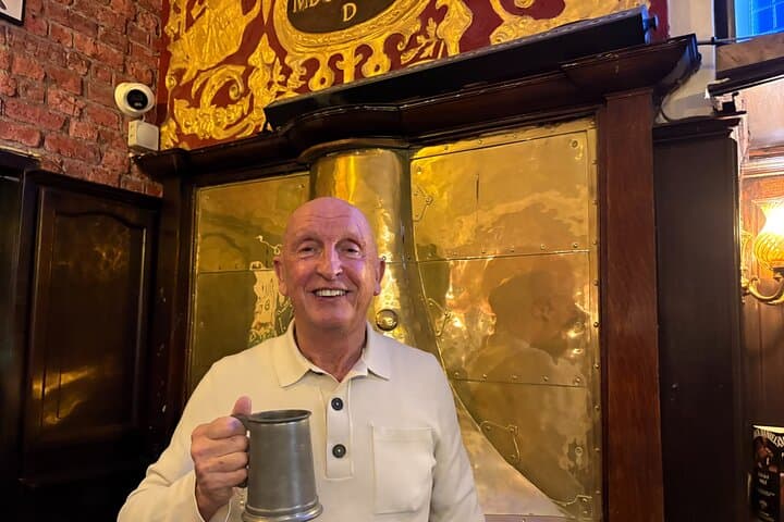 Quirky & Historic Pubs of Liverpool Superb Walking Tour