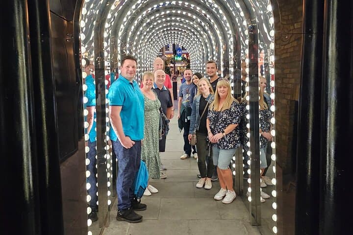 Light tunnel