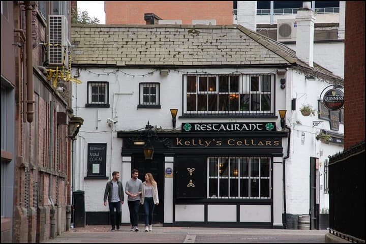 Self Guided Walking Tour of Belfast with Audio Guide