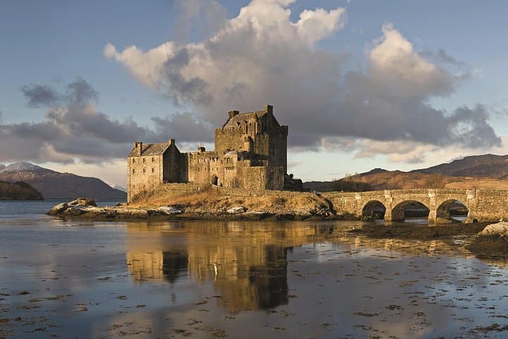 Edinburgh: Isle of Skye Jacobite Steam Train and Whisky Tour