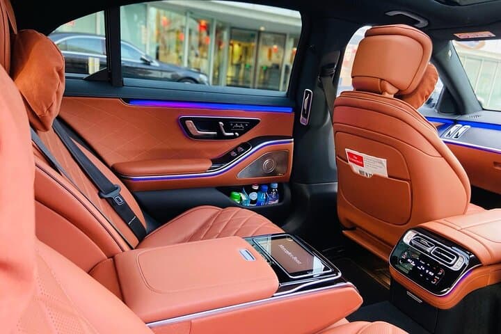 Private Car Chauffeur Service in London for 12 Hours Bespoke Hire