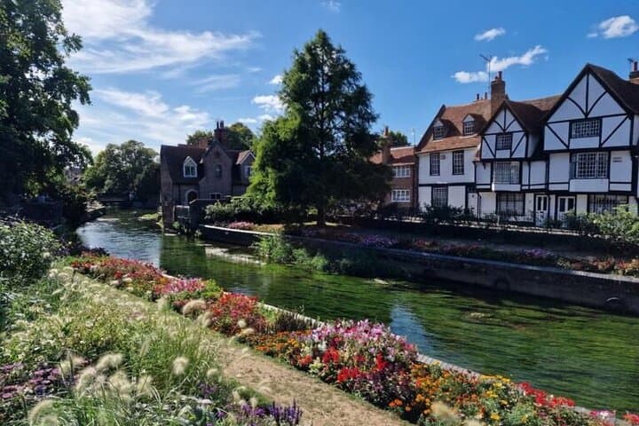 Private Tour of Leeds Castle Canterbury and White Cliffs of Dover