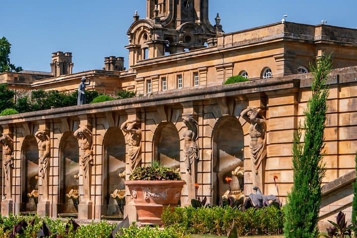 Blenheim Palace gardens