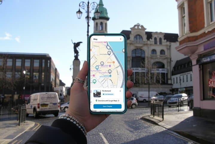 Derry Self Guide Walking Tour Experience