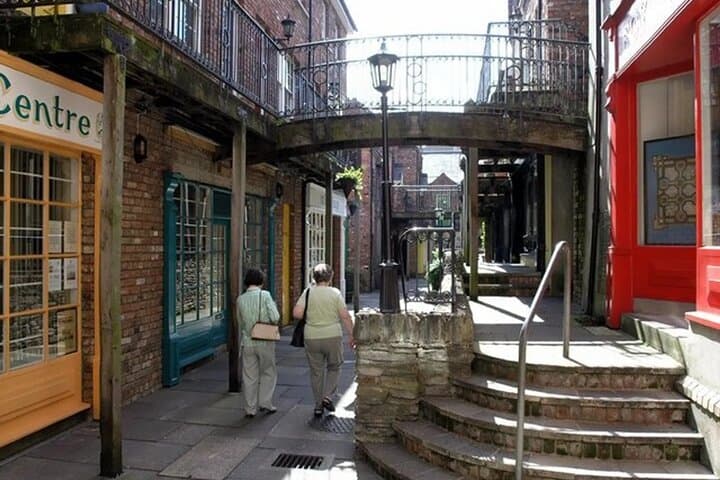 Derry Self Guide Walking Tour Experience