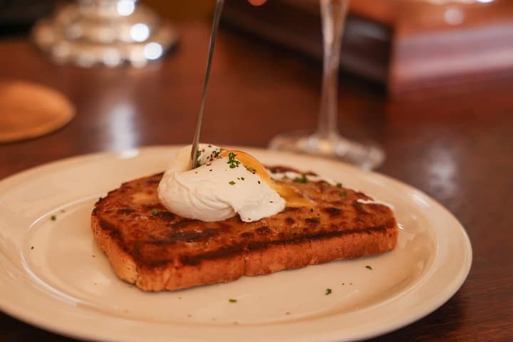 Eating London: The Heart of 'The City' Food Tour