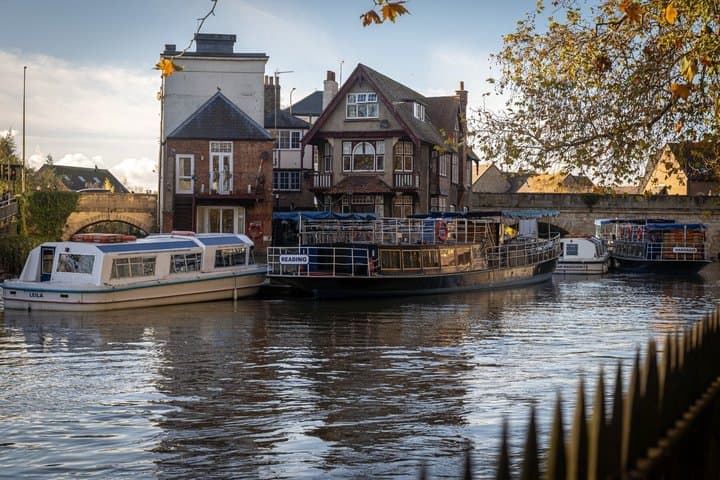 TOP Oxford : Private Guided Tour with your mobile