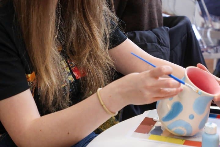Pottery painting class in Manchester