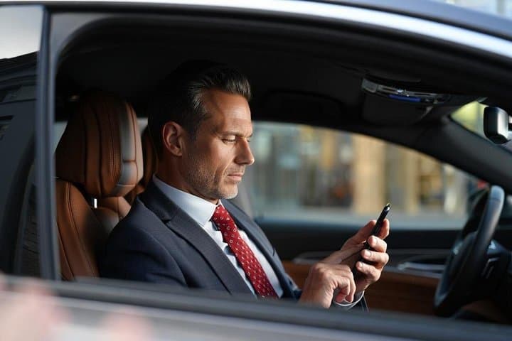 Private Heathrow Airport (LHR) Transfer to or from Central London