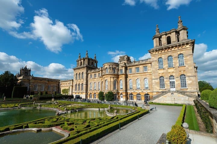 Blenheim Palace Day Trip with Admission