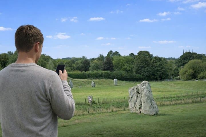 Stonehenge Salisbury and Avebury, Wiltshire Road Trip Guidebook