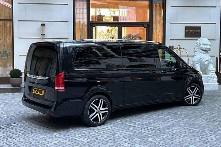 Visit Harry Potter Warner Bros. Studios with Private Chauffeur