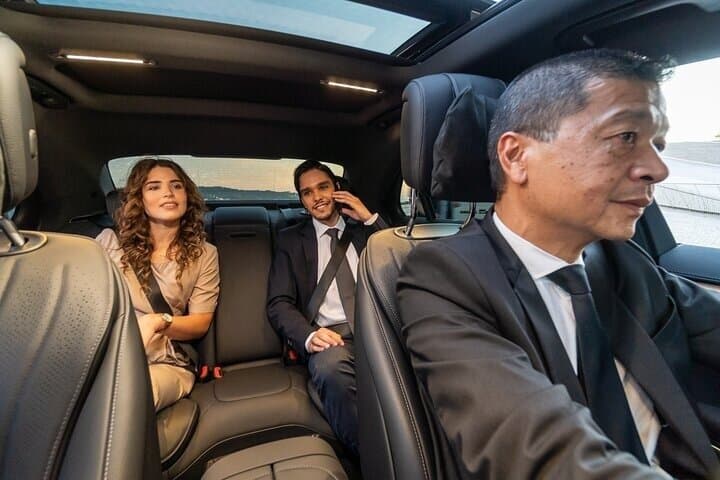 Edinburgh Airport Private Transfer to an from City Center