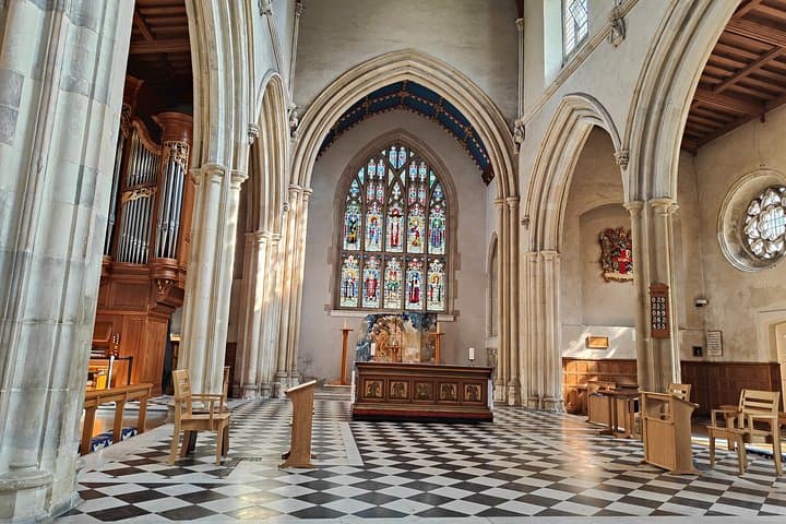 Semi-Private Historical Walking Tour of the City of London