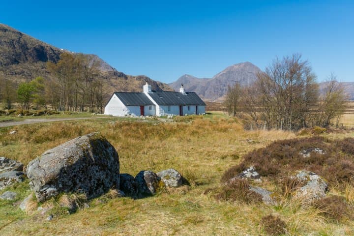 Loch Ness, Glencoe and Highlands Small Group Tour from Edinburgh