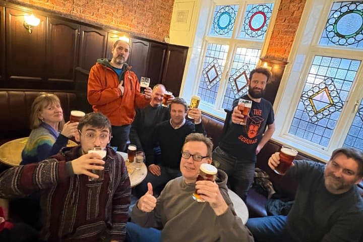 Quirky & Historic Pubs of Liverpool Superb Walking Tour