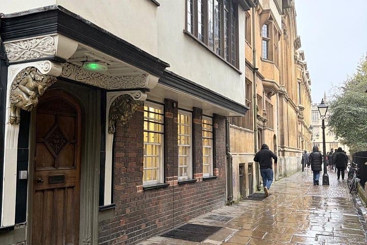 Oxford Sightseeing Private Black Cab Tour with Hotel Pick Up