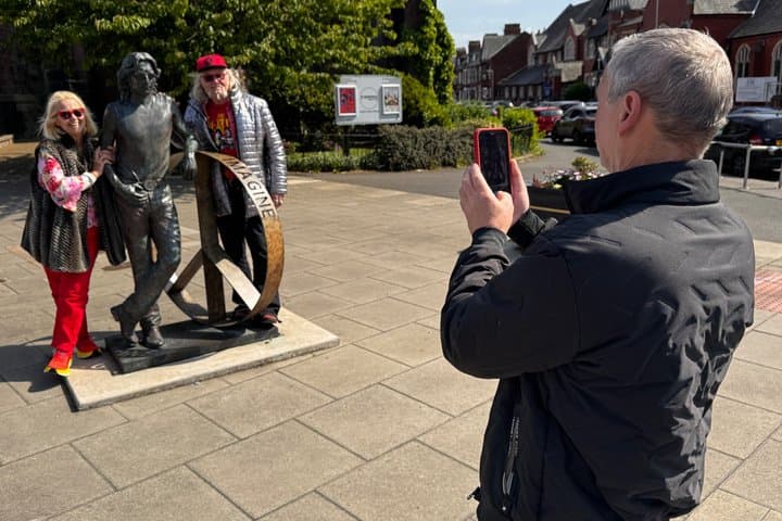 Private Beatles Car Tour – Penny Lane & Strawberry Field