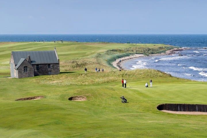 Private Golf Transfer from Edinburgh Return Service with 8h Wait