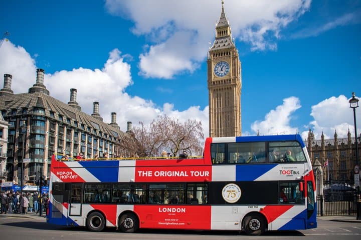 London Tootbus Kids Tour with Bespoke Live Guided Commentary