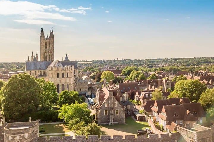 TOP Canterbury : Private Guided Tour with your mobile