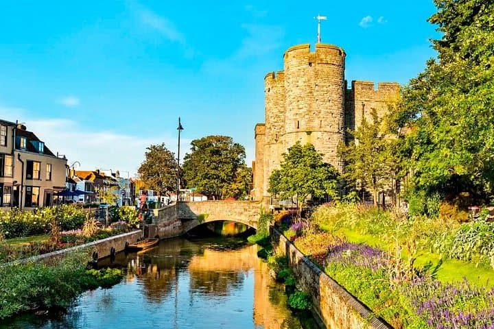 TOP Canterbury : Private Guided Tour with your mobile