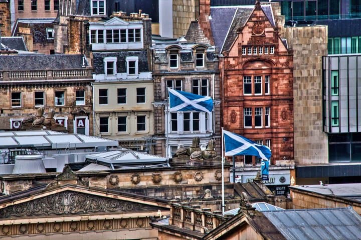 Discover Edinburgh: A Self-Guided Tour