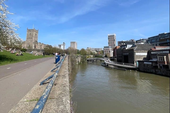 Medieval Bristol: A Self-Guided Audio Tour