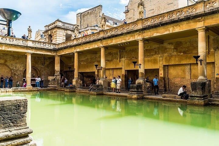 Private Sightseeing to Windsor, Bath & Stonehenge