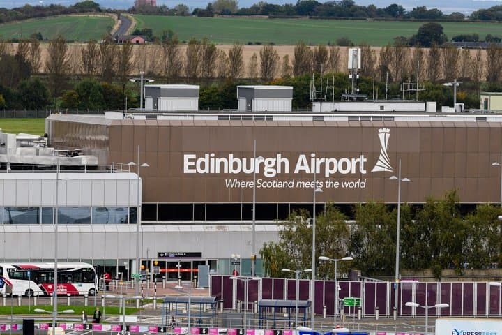 Edinburgh Airport Private Transfer to an from City Center