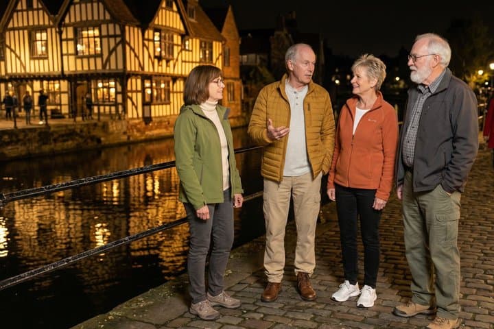 Private Customizable History Walking Tour in Canterbury