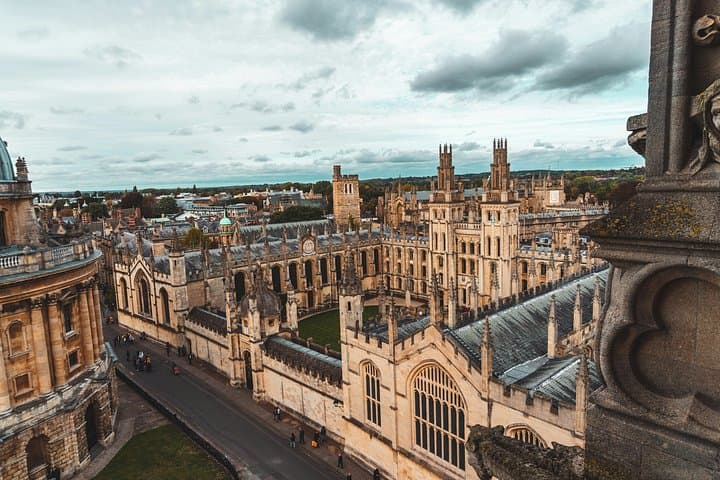 Tour Outside London to the Cotswolds and Oxford with Italian Guide