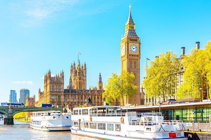 London: Tower of London, Thames Cruise & Audio Guide