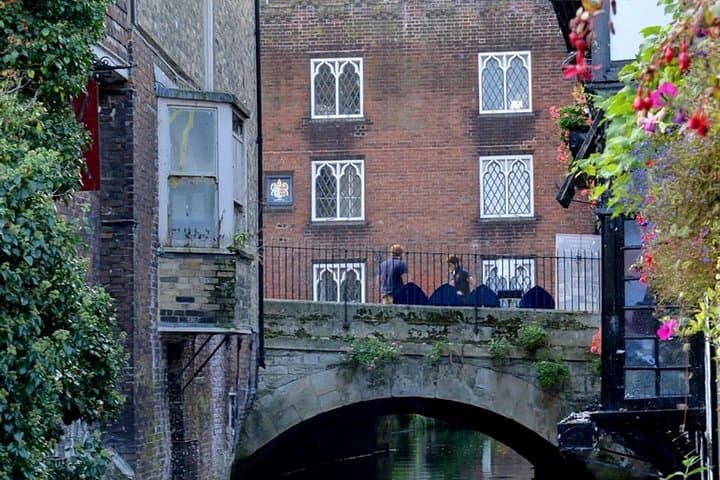 Canterbury Self Guided Walking Tour Landmarks Audio and Quiz