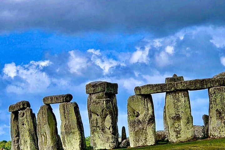 Luxury Stonehenge and Bath Private Tour from London