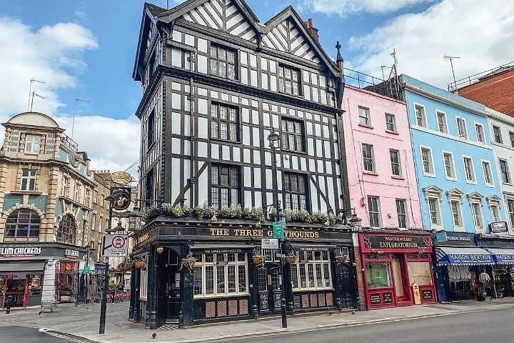 LONDON: Secrets of Soho & Chinatown – Stories & Food Tasting Tour