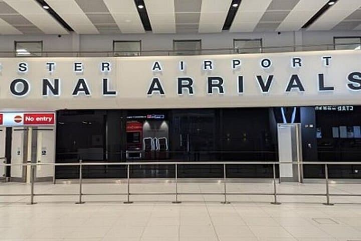 Private Transfer from Manchester Airport to Liverpool