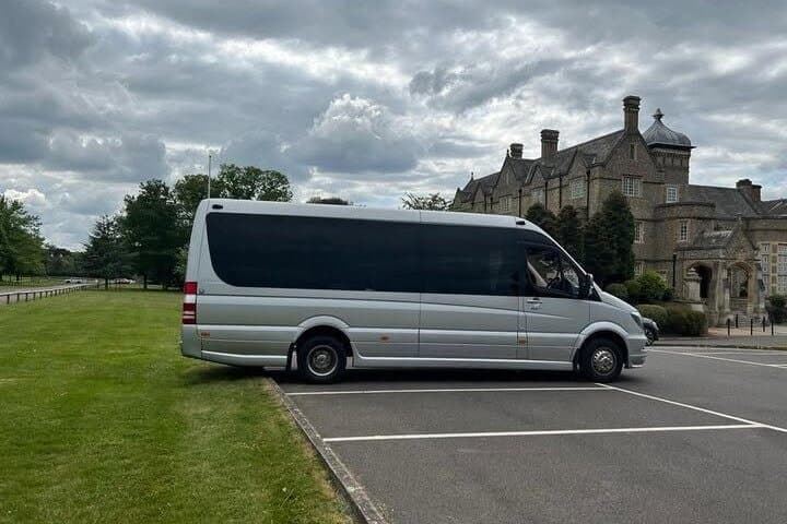 Southampton to Heathrow 16 Seater Coach Private Transfer
