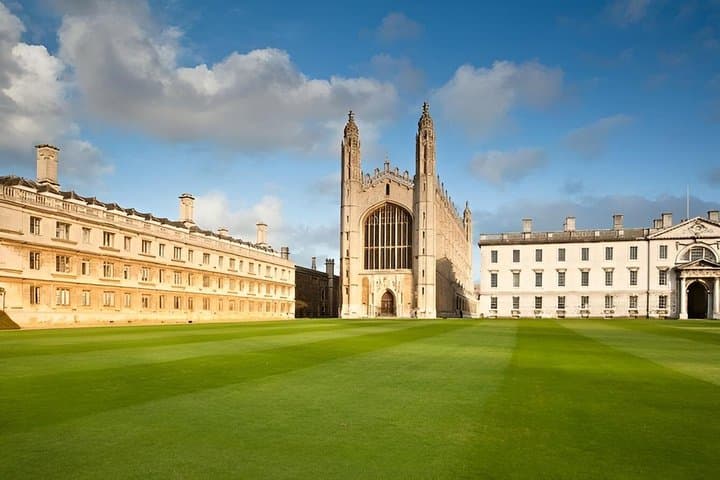 Oxford and Cambridge Tour London Hotel and College Entry