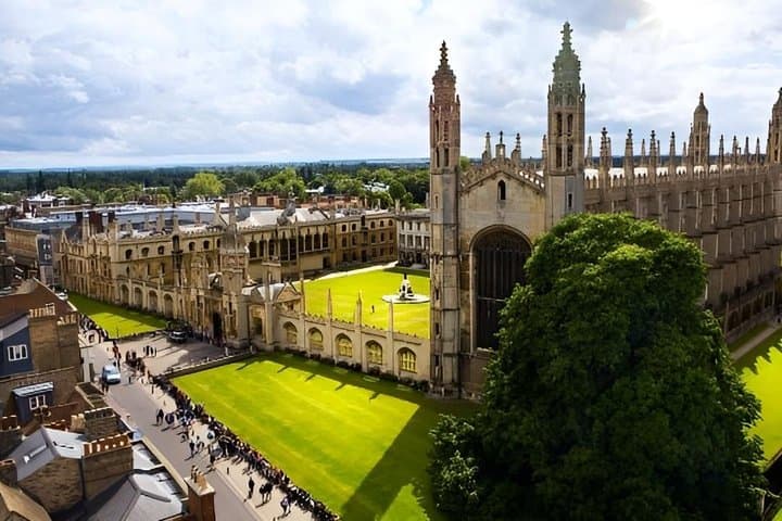 Oxford and Cambridge Tour London Hotel and College Entry