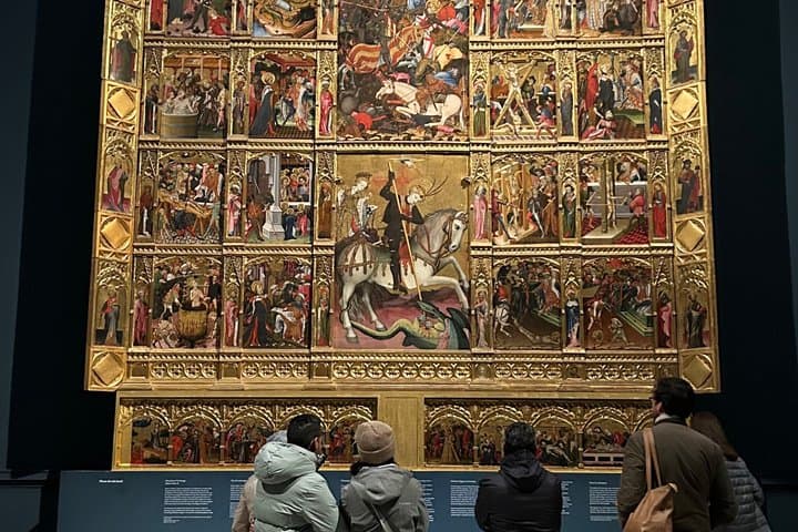 V&A Museum Highlights: Small-Group Tour with a Historian