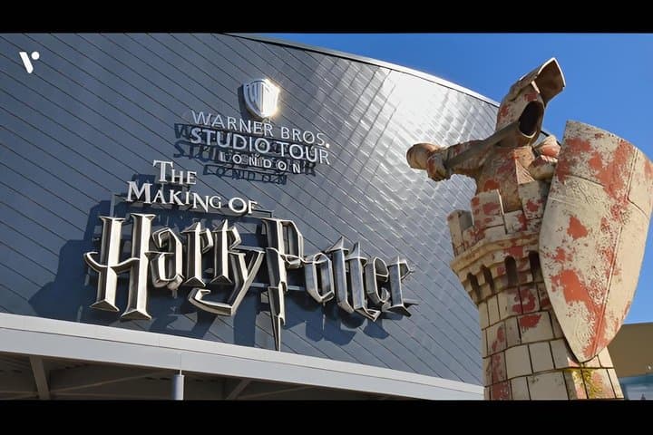 Harry Potter Warner Bros. Studio Tour with Transport from London