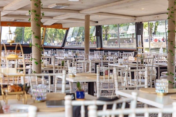 London River Thames Cruise with Afternoon Tea or Dinner