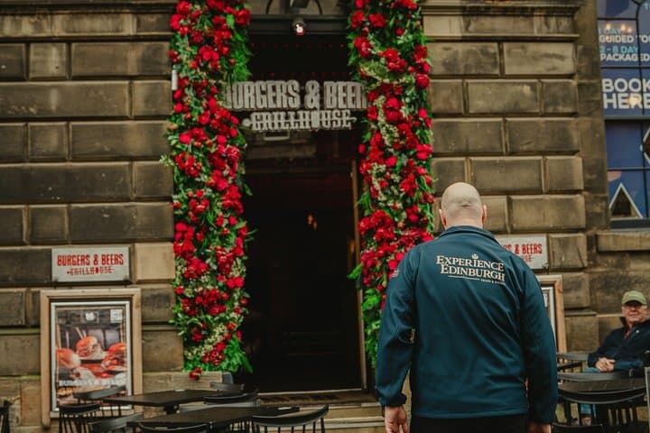 Edinburgh Walking Tour with Scottish Bites Food Tasting