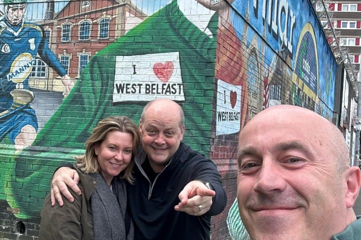 Belfast Murals & Troubles Taxi Tour: "A 2-Hour Political Journey"