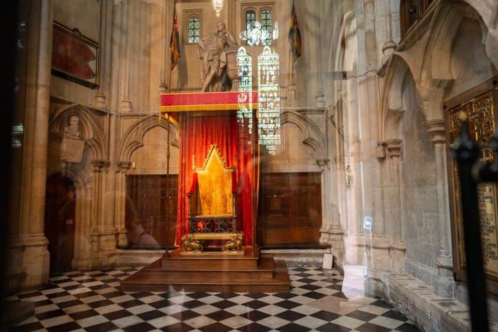 London Combo Tour: Tower of London, Cruise and Westminster Abbey